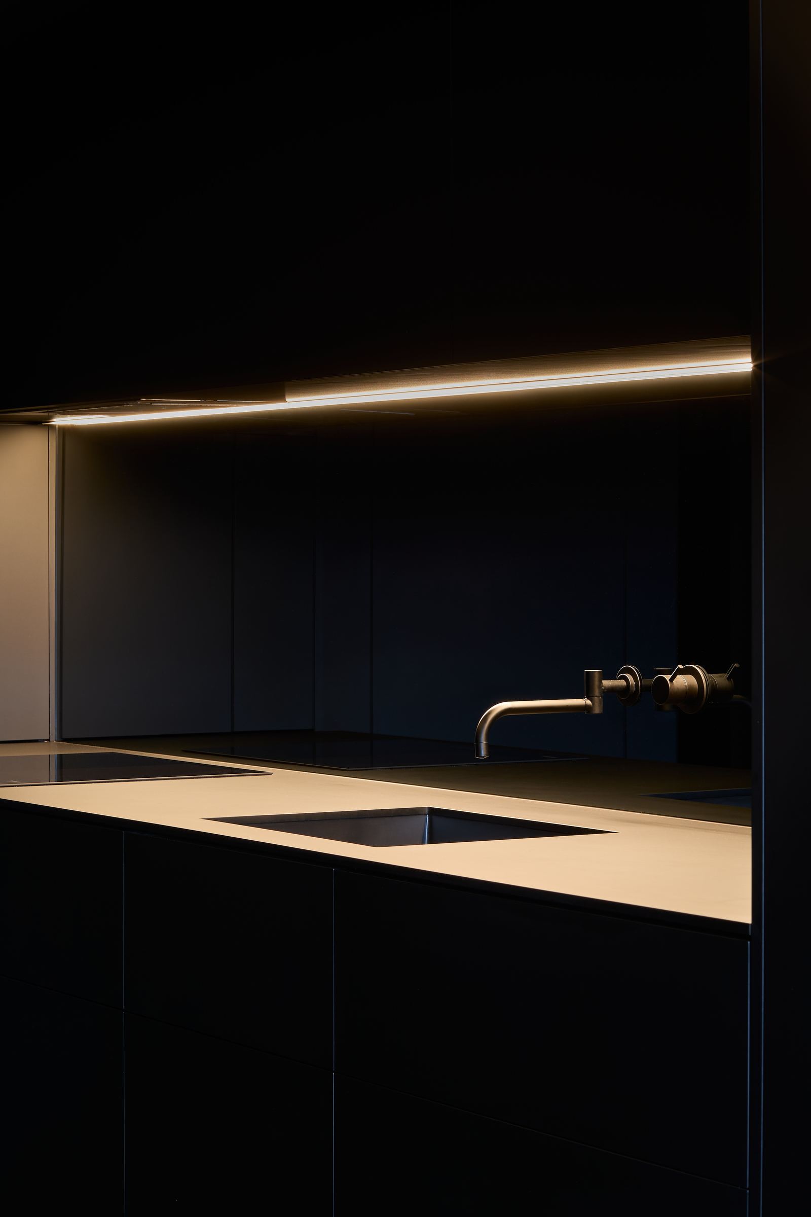 36 OGB – Old Government Building apartment with contemporary interiors by AW Architects – image 4