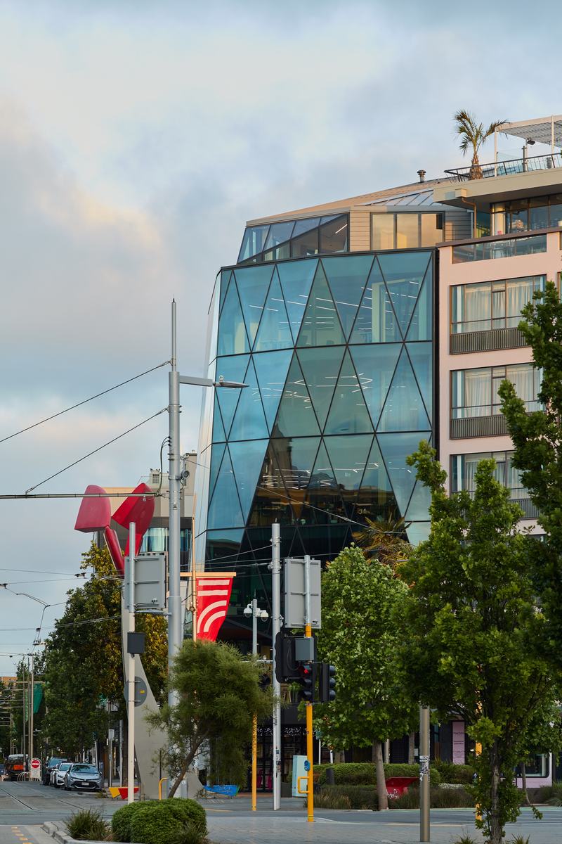 200 High Street, Ōtautahi Christchurch – seven-level mixed-use building with folding glazed façade by AW Architects – image 6