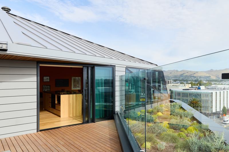200 High Street Residence, Christchurch – Level 6 city apartment with folding roof and Port Hills views by AW Architects – image 2