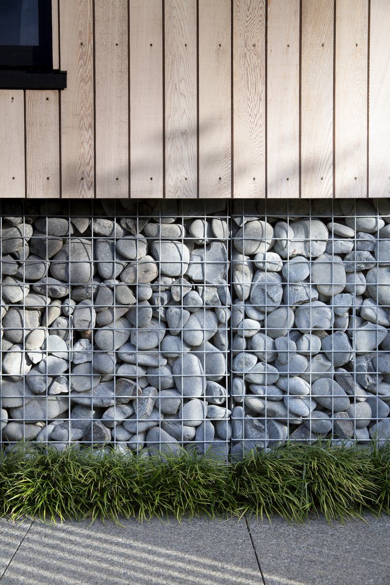 River House, Fendalton – cedar-clad Christchurch home beside the Wairarapa Stream by AW Architects – image 12
