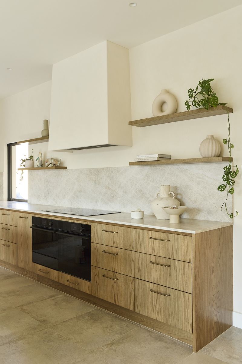 Ōhoka Renovation – aged oak, quartzite and brass interiors in an updated 1994 North Canterbury home by AW Architects – image 2