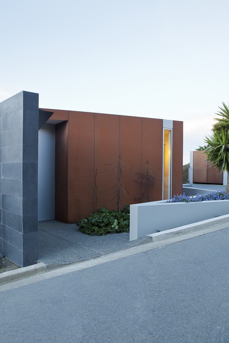 Redcliffs House – coastal Christchurch home in weathered Cor-Ten steel by Andrew Watson, AW Architects – image 8